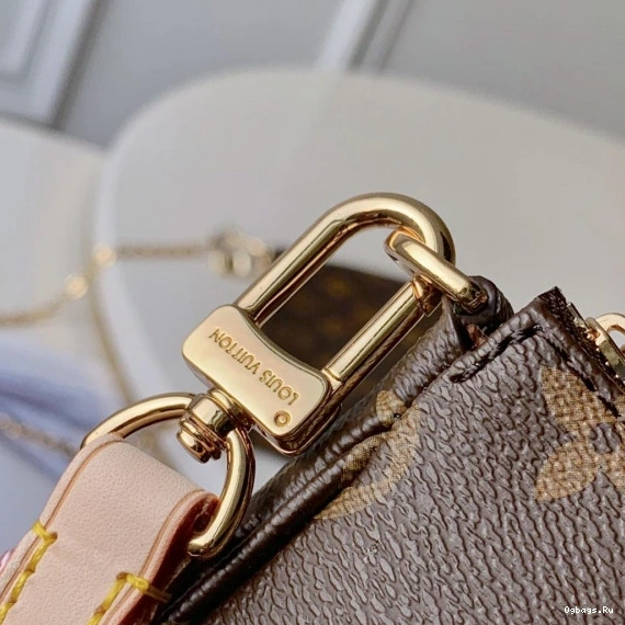 EXCHANELUSIVE - POCHETTE ACCESSOIRES MULTI VUITTON PRELAUNCH LOUIS DIGITAL 0302